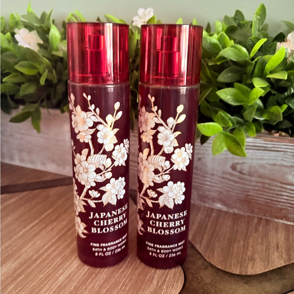 Bath & Body Works Japanese Cherry Blossom Body Mist Pear Mimosa Sandalwood Set